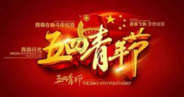 写作者王冠丨十九岁开始写文字，点滴收获，缓慢却也日渐丰厚。