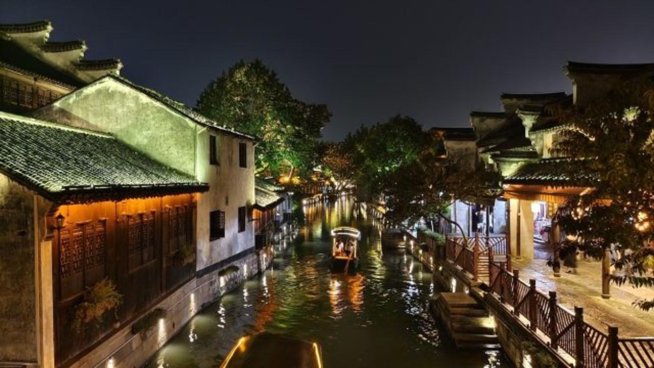 哈尔滨火爆出圈背后的逻辑与思考